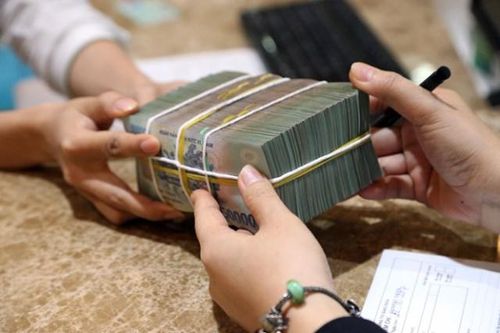 Dùng chứng minh thư giả lừa đảo, chiếm đoạt tiền