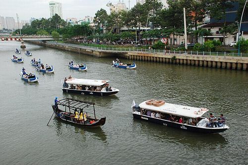 TP HCM: Chưa phát huy lợi thế giao thông và du lịch đường sông
