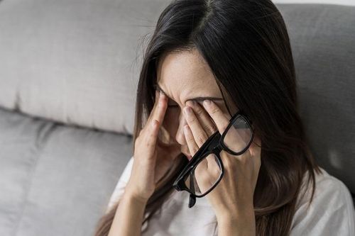 Thực phẩm cần tránh khi bị đau mắt đỏ
