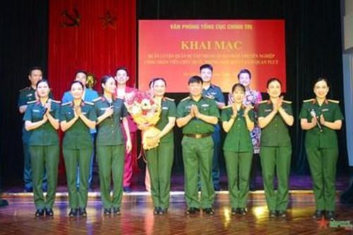 Cơ quan Tổng cục Chính trị khai mạc huấn luyện quân sự tập trung