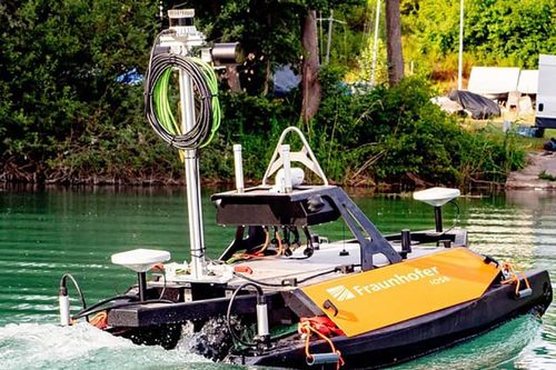 Tàu mặt nước không người lái tự lập bản đồ 3D