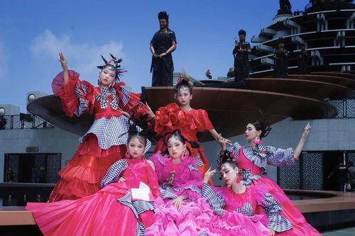 NTK Thạch Linh tôn vinh văn hóa, du lịch Tây Ninh bằng thời trang