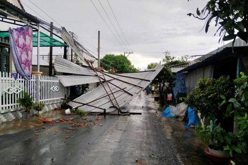 Mưa giông gây thiệt hại 10 căn nhà ở An Giang