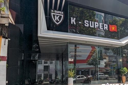 Showroom K-Super trống trơn sau khi Phan Công Khanh bị bắt