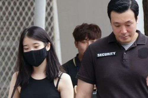 Nghề hộ tống nghệ sĩ