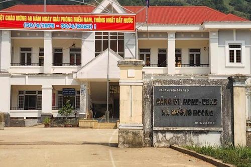 UBND tỉnh Kon Tum yêu cầu kiểm điểm xã thu lại tiền tái định cư của dân