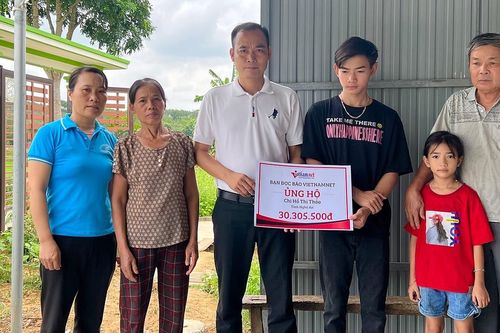 Hai anh em mồ côi ở Nghệ An được ủng hộ hơn 30 triệu đồng