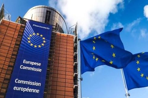 Mỹ - EU tháo gỡ 'nút thắt' thỏa thuận chia sẻ dữ liệu xuyên Đại Tây Dương