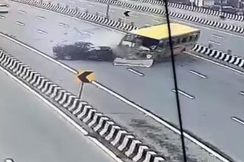 2 vụ tai nạn xe buýt liên tiếp ở Ấn Độ làm hàng chục người thương vong