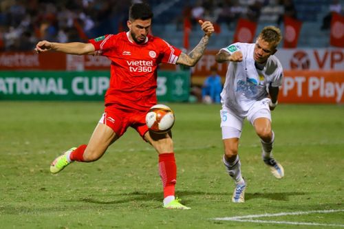 Jeferson tiếp tục 'nhả đạn' đưa Viettel vào Bán kết Cúp Quốc gia 2023