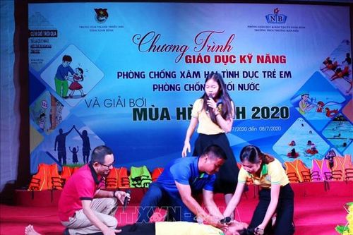 Rèn kỹ năng sống, phát huy năng khiếu cho trẻ trong dịp hè