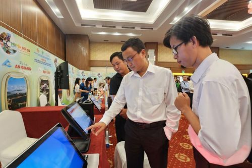 TP Hồ Chí Minh và các tỉnh, thành khu vực ĐBSCL 'bắt tay' ứng dụng công nghệ số vào du lịch