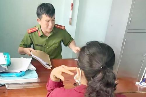 Người phụ nữ giả bị cướp tiền rồi đi báo công an vì lý do gây ngỡ ngàng