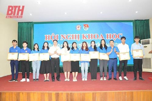 Trường Đại học Hồng Đức chú trọng công tác nghiên cứu khoa học