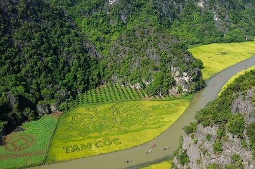 Xây dựng khu du lịch Tràng An thành động lực phát triển của Ninh Bình
