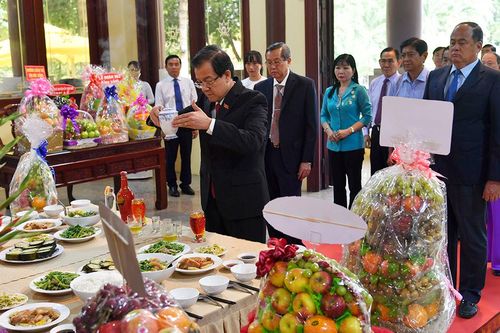 Tuyên truyền kỷ niệm 135 năm Ngày sinh Chủ tịch Tôn Đức Thắng