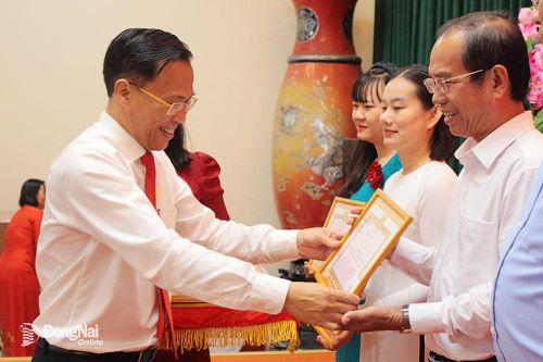 Chú trọng chất lượng đào tạo, bồi dưỡng lý luận chính trị