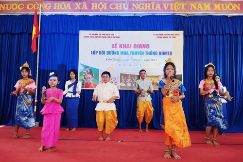 Kiên Giang: 70 học viên tham gia lớp bồi dưỡng múa truyền thống Khmer