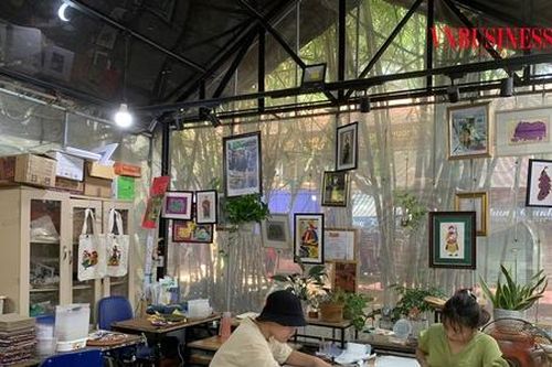 Biến lụa vụn thành tác phẩm nghệ thuật: lối đi riêng của một HTX