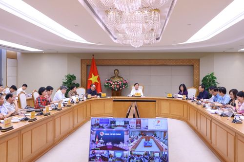 Lộ trình giá dịch vụ khám, chữa bệnh cần quan tâm tới người bệnh