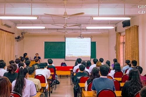 Những lợi thế của học sinh khi học ở trung tâm giáo dục thường xuyên