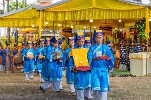 Lễ tưởng niệm đặc biệt và nhân văn tại Huế