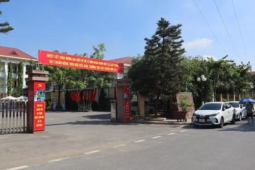 Liên Trung đón nhận danh hiệu Xã nông thôn mới kiểu mẫu