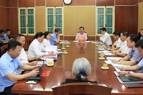 Bí thư Thành ủy Đinh Tiến Dũng tiếp công dân giải quyết 2 vụ việc tại các huyện Đông Anh, Quốc Oai