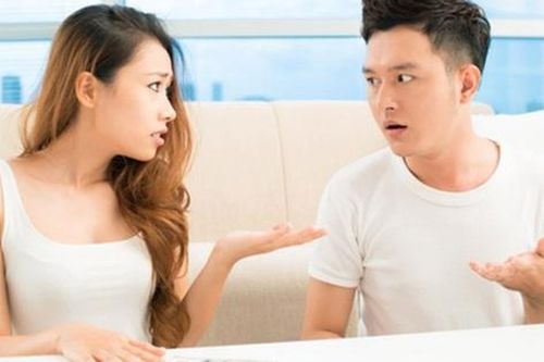Chồng giận dỗi đòi ly hôn chỉ vì vay tiền tỷ của bố vợ để mua xe ô tô mà không được