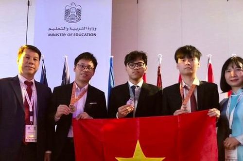 3 nam sinh giành huy chương tại Olympic Sinh học quốc tế 2023 đến từ ngôi trường nào?
