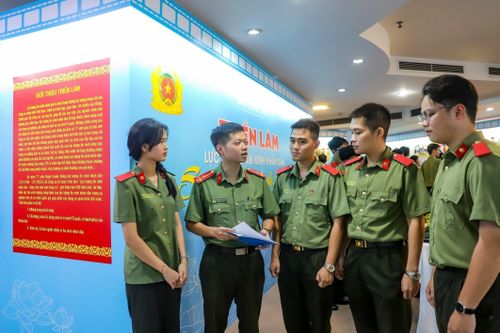 Học viên Học viện An ninh nhân dân sát cánh tình nguyện hè cùng Tuổi trẻ Công an Hà Nội