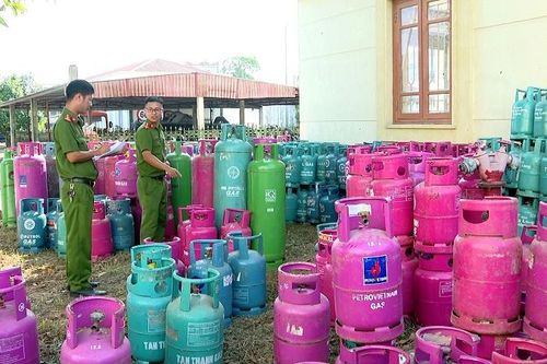 Triệt phá cơ sở sang chiết gas trái phép
