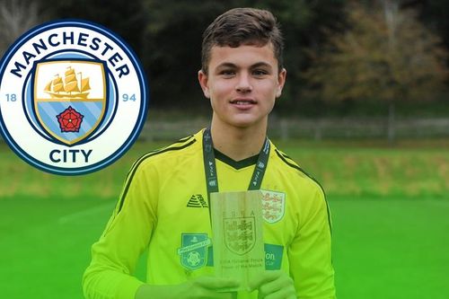 MU để mất tài năng trẻ vào tay Man City