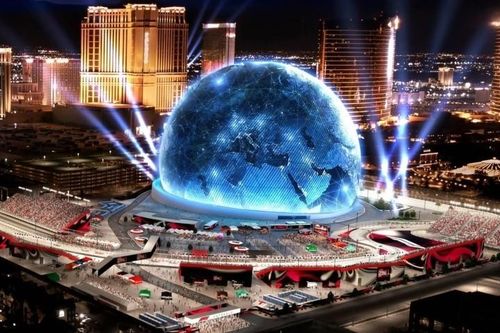 'Nội soi' tòa nhà hình cầu lớn nhất thế giới sắp mở cửa đón khách