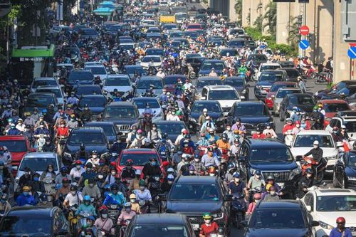 Thực hiện nhóm giải pháp giảm ùn tắc giao thông tại Hà Nội