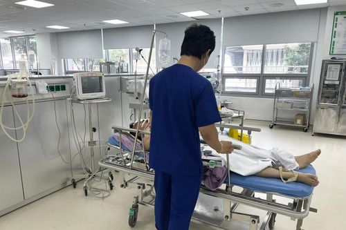 Nhập viện vì nồi áp suất bất ngờ phát nổ