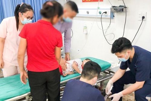 Cứu bé 2 tuổi uống nhầm thuốc điều trị tâm thần