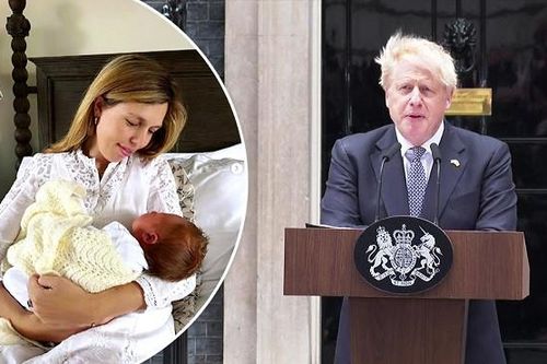 Cựu Thủ tướng Anh Boris Johnson chào đón con thứ 8