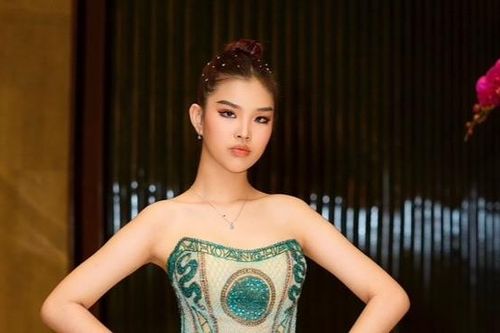 Sắc vóc nuột nà của mẫu nhí 13 tuổi Như Đình
