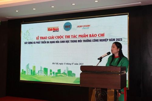 Trao giải cuộc thi tác phẩm báo chí 'Xây dựng và phát triển đa dạng hóa sinh học trong môi trường công nghiệp'