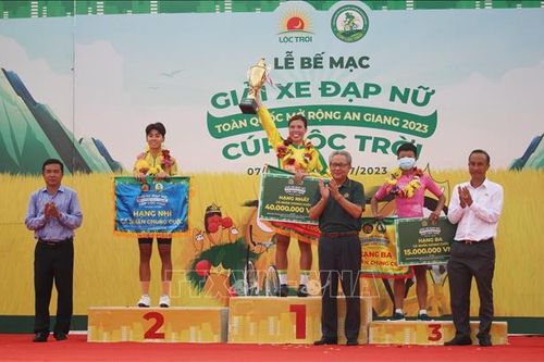 Nguyễn Thị Thi giành Áo vàng Giải Xe đạp nữ toàn quốc mở rộng An Giang 2023