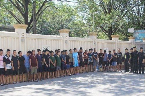 Công an Thanh Hóa phá sới đá gà 'khủng', bắt 142 đối tượng