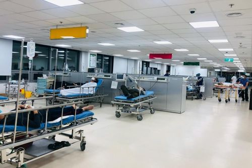 Người đàn ông nhập viện khẩn vì thứ thường dùng trong nhà bếp phát nổ