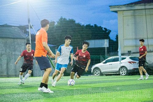 Bóng đá phong trào lên tầm cao mới