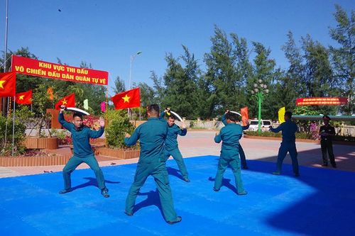 Nâng cao chất lượng tổng hợp cho lực lượng Hải đội Dân quân thường trực tỉnh