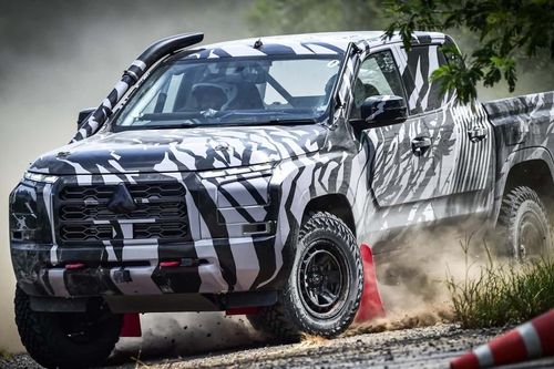 Mitsubishi Triton tiếp tục rò rỉ thông số, đi đua ngay sau khi ra mắt