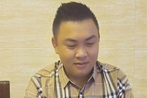 Truy tìm 'cò' gỗ bị tố cáo chiếm đoạt 3 tỷ đồng