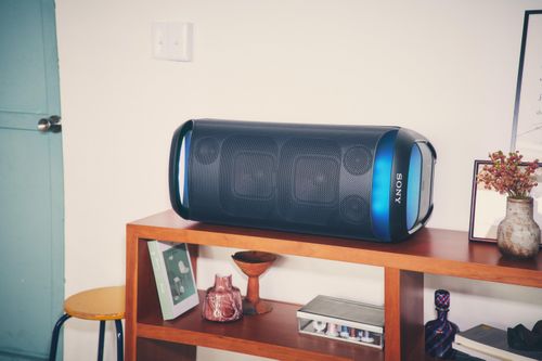Loa đa năng giá gần 15 triệu đồng làm từ nhựa tái chế