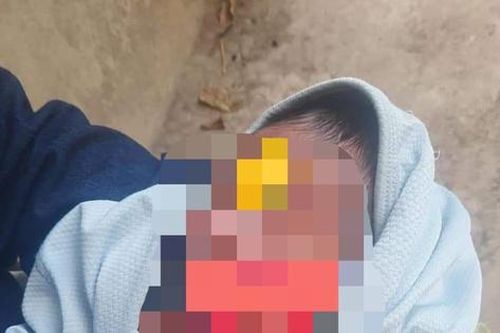Xót xa cháu bé sơ sinh còn nguyên dây rốn bị bỏ rơi