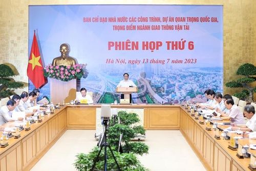 Thủ tướng chủ trì phiên họp Ban Chỉ đạo các công trình, dự án trọng điểm ngành GTVT